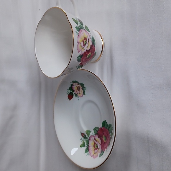 Royal Stuart Spencer Stevenson England Vintage Bone China Floral Teacup & Saucer - Picture 2 of 12